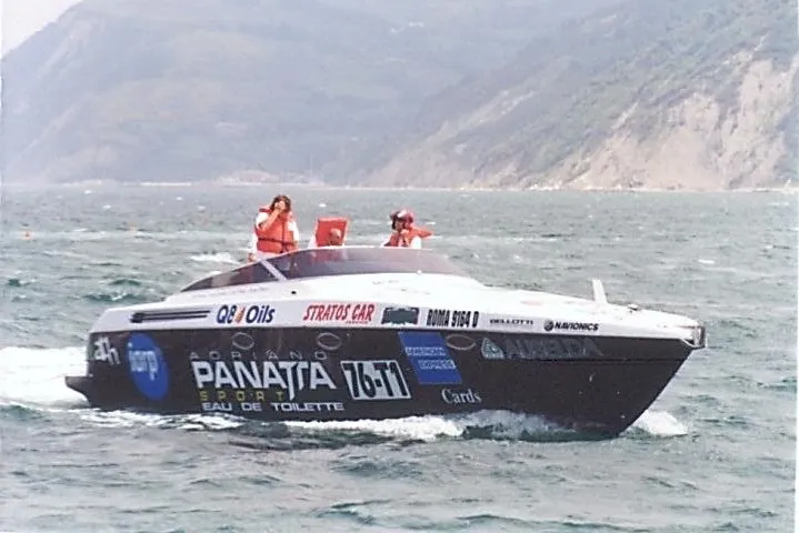 Adriano Panatta Sport 76-T1 sotto costa