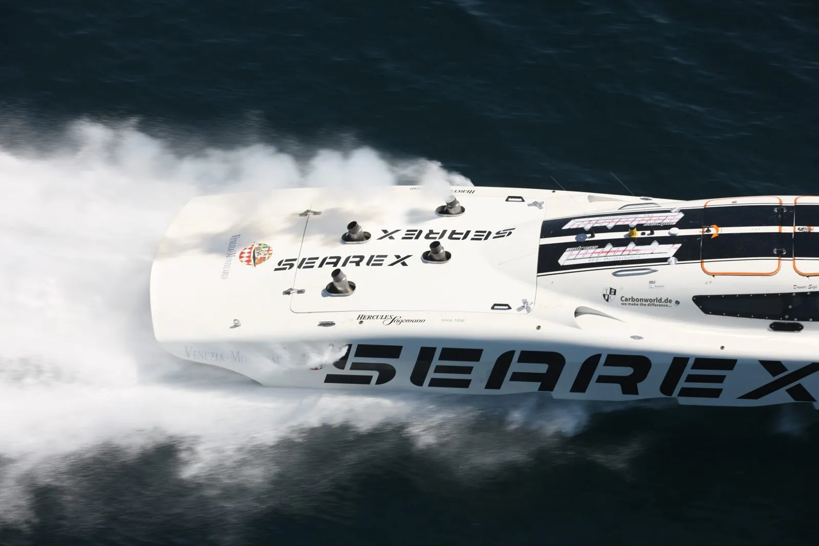 Il Searex Baltec in azione al largo